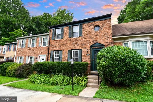 9835 Saint Cloud Ct, FAIRFAX, VA, 22031-1698 | Card Image