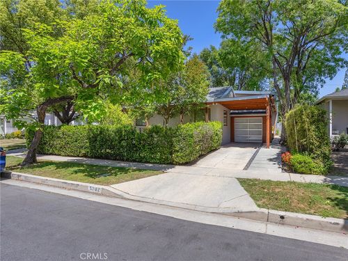 5762 Andasol Ave, Encino, CA, 91316-1301 | Card Image
