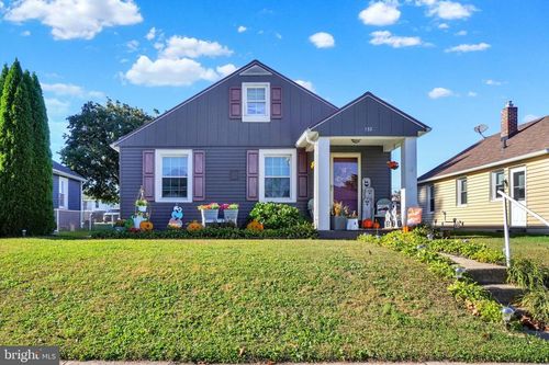 132 N 4th Street, MOUNT WOLF, PA, 17347 | Card Image