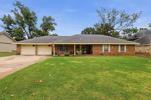 717 N Dryden Cir, Stillwater, OK, 74075-7107 | Card Image