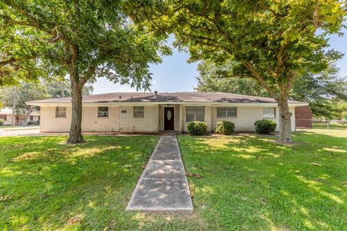 1212 Irving St, West Orange, TX, 77630-6838 | Card Image