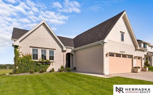 11007 N 159th Ave, Bennington, NE, 68007-5211 | Card Image
