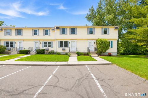 27-1 Maple St, Ellington, CT, 06029-3337 | Card Image
