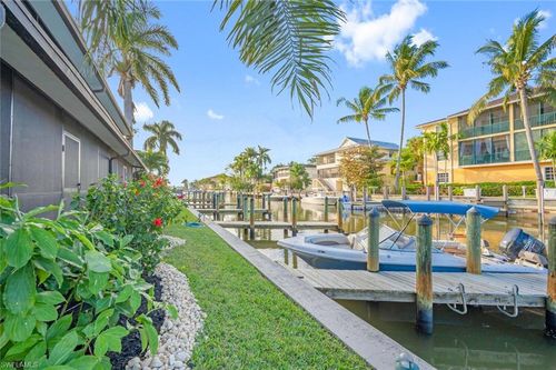 a-4-1537 Chesapeake Ave, NAPLES, FL, 34102-2406 | Card Image