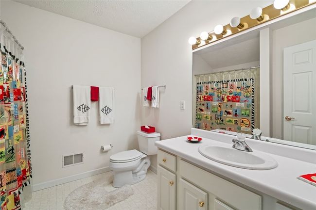 6422 Jefferson Pointe Cir, Condo with 2 bedrooms, 3 bathrooms and 2 parking in Jefferson Hills PA | Image 22