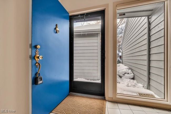 Entryway | Image 7
