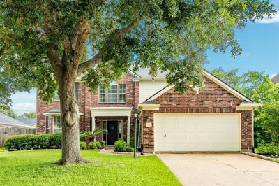 57 Sunrose Court, House other with 4 bedrooms, 2 bathrooms and null parking in Lake Jackson TX | Image 1