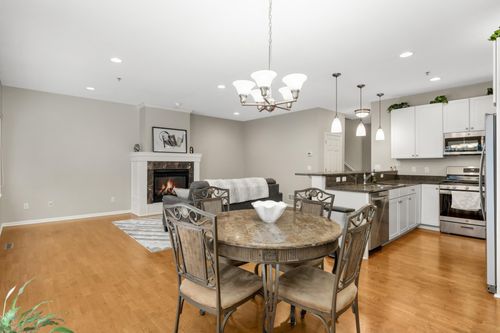 17710 Valley Cove Ct, Wayzata, MN, 55391-2500 | Card Image