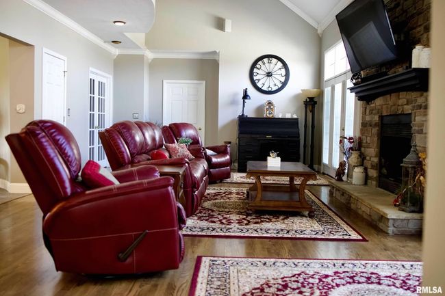 1338 Wagon Creek Rd, House attached with 3 bedrooms, 3 bathrooms and null parking in Creal Springs IL | Image 7