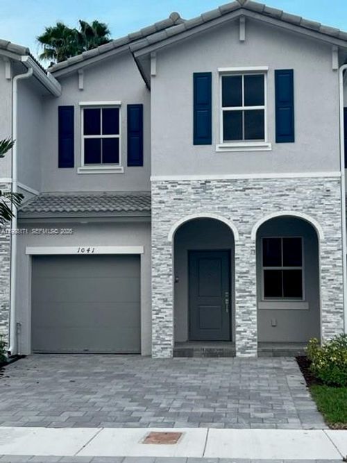 1041-1041 Se 27th Ter, Homestead, FL, 33035-2584 | Card Image