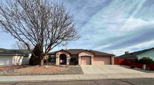 452 Amelia Rose Ct, Fruita, CO, 81521-2097 | Card Image