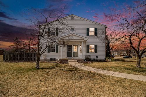 19338 Old Bridge Ct, Northville Township, MI, 48167-2515 | Card Image