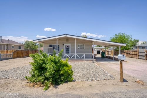 190 E Cedar St, Fernley, NV, 89408-8508 | Card Image