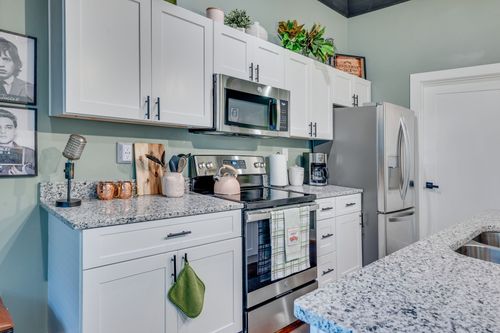 218-293 Plus Park Blvd, Nashville, TN, 37217-1028 | Card Image