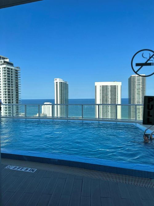 t3110-2600 E Hallandale Beach Blvd, Hallandale Beach, FL, 33009-4876 | Card Image