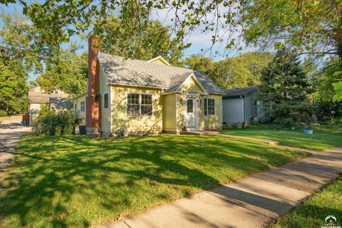 612 Mississippi St, Lawrence, KS, 66044-2348 | Card Image