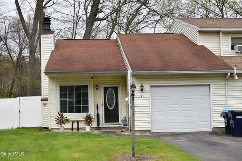 141 Tallow Wood Dr, Clifton Park, NY, 12065-2813 | Card Image