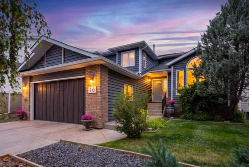 16 Evergreen Gdns Sw, Calgary, AB, T2Y2V9 | Card Image