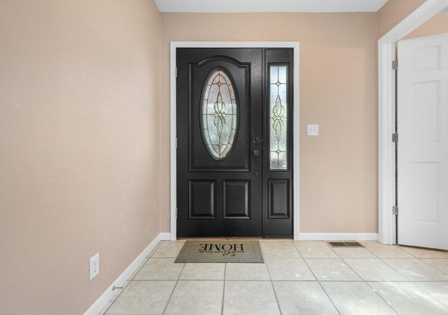 Entry | Image 8