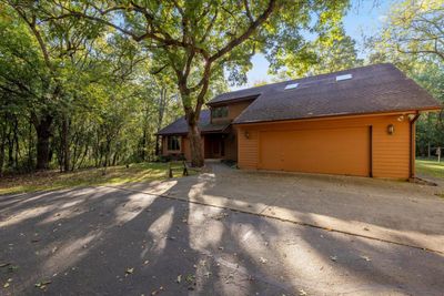 35561 Wayfare Trail, House other with 3 bedrooms, 2 bathrooms and null parking in Summit WI | Image 3