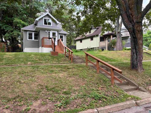 521 Sparkman Ave, Duluth, MN, 55803-2149 | Card Image