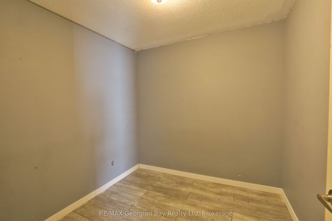 337 King St, Home with 0 bedrooms, 0 bathrooms and null parking in Midland ON | Image 23