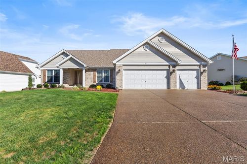 59 Savannah Hill Dr, Saint Peters, MO, 63376-2256 | Card Image