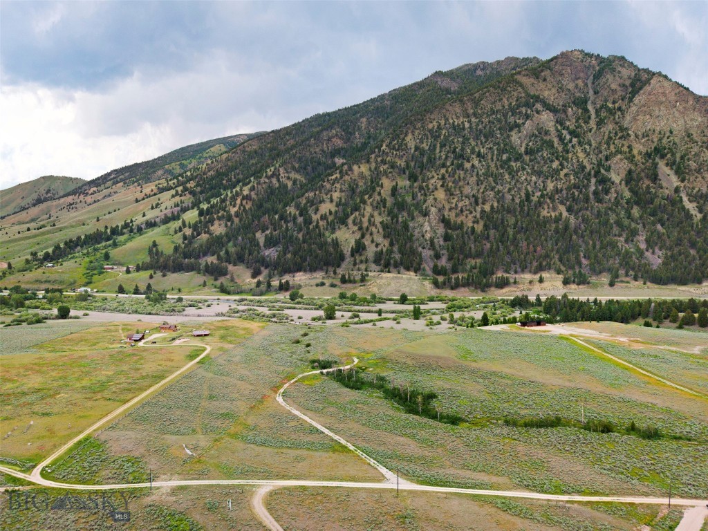 Land in Cameron 3