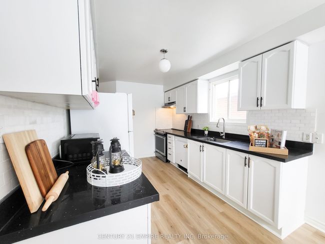 1862 Dalhousie Cres, House other with 4 bedrooms, 3 bathrooms and 4 parking in Oshawa ON | Image 9