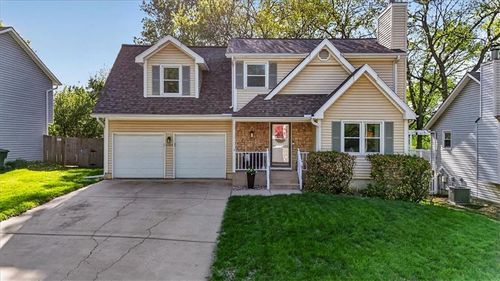 12404 S Seminole Dr, Olathe, KS, 66062-5631 | Card Image