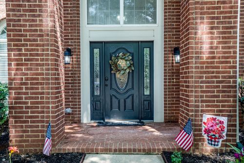 1092 Rosewood Dr, Grapevine, TX, 76051-7806 | Card Image