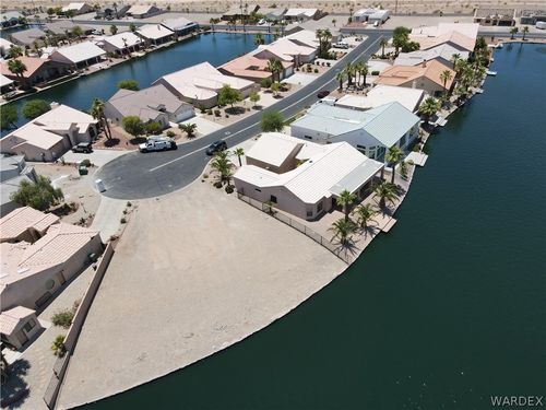 2055 E Lago Grande Pl, Fort Mohave, AZ, 86426-7025 | Card Image