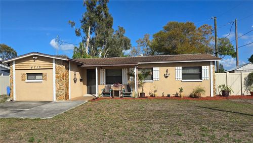 8713 57th St N, PINELLAS PARK, FL, 33782-5042 | Card Image