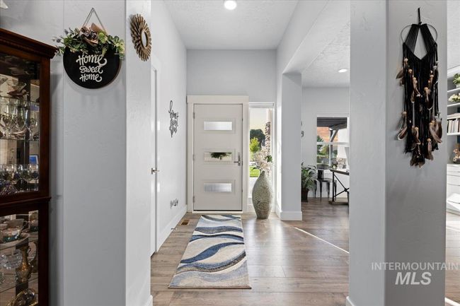 22962 Signature Pointe Ln, House other with 4 bedrooms, 3 bathrooms and 4 parking in Wilder ID | Image 12