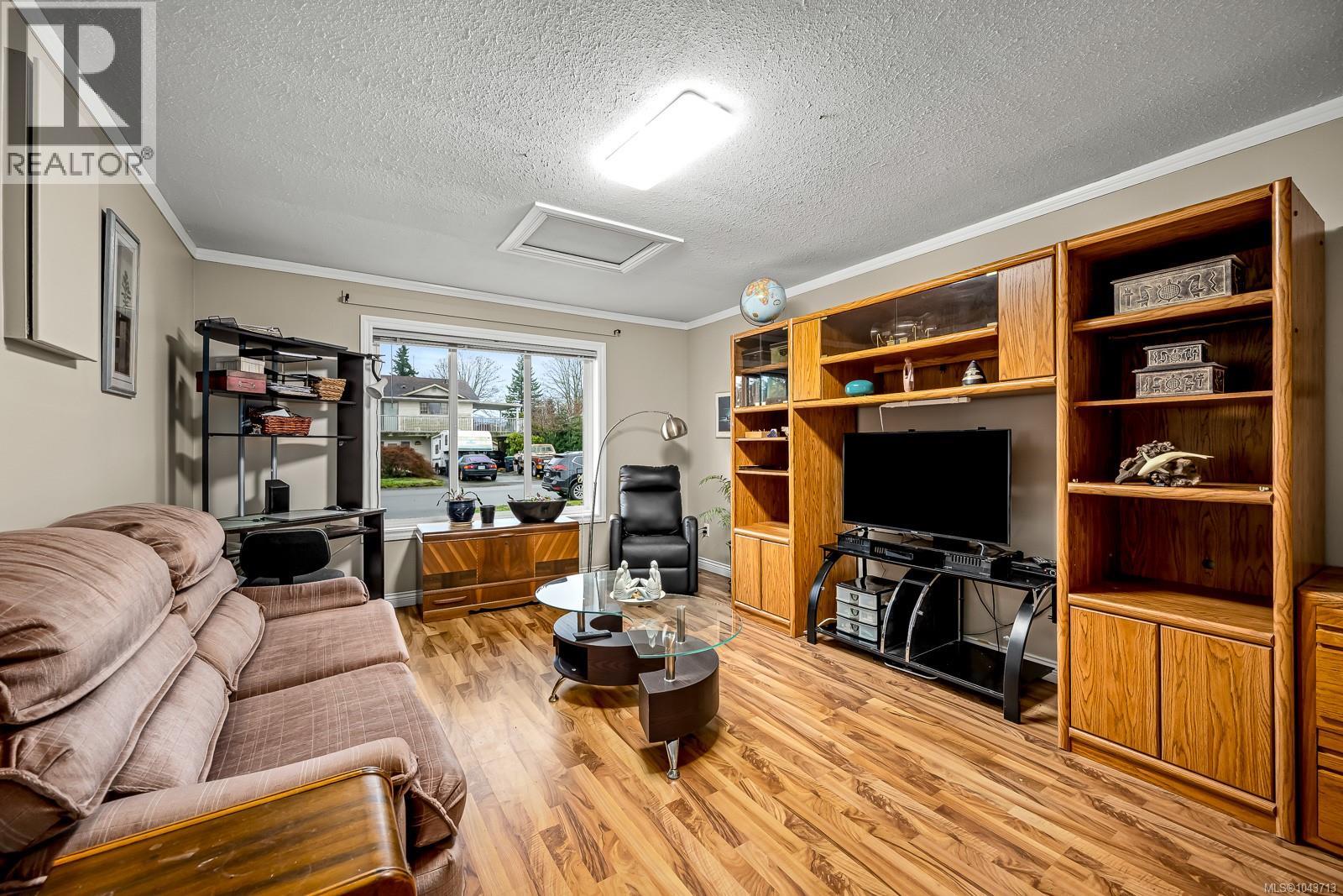Residential in Comox 5