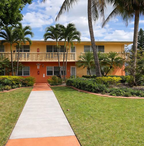 1 Salisbury A, West Palm Beach, FL, 33417 | Card Image
