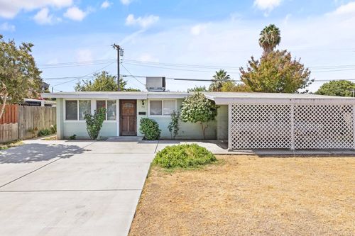 316 Peach St, Exeter, CA, 93221-1226 | Card Image