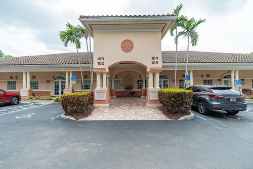 102 Nw 100th Ave, Plantation, FL, 33324-7008 | Card Image