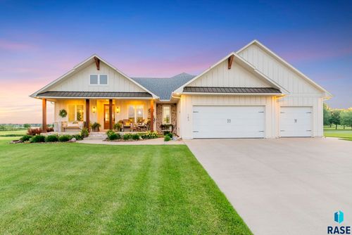 183 Lake Ridge Dr Drive, Wentworth, SD, 57075 | Card Image