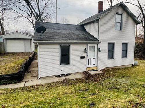 247 Hazen Avenue, Ravenna, OH, 44266 | Card Image