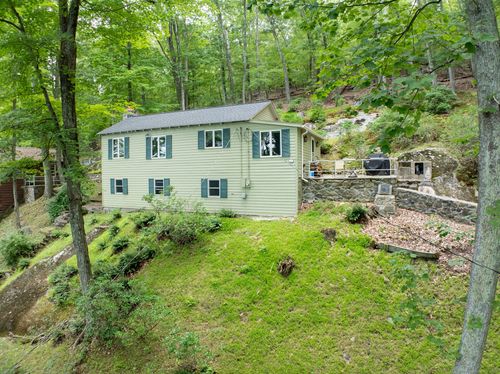 71 Wood Creek Rd, New Fairfield, CT, 06812-4119 | Card Image