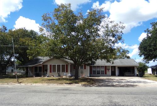 403 N West St, Weimar, TX, 78962-1529 | Card Image