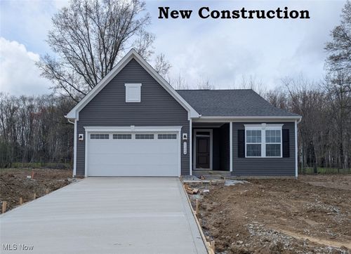 15264 Woodsong Dr, Middlefield, OH, 44062 | Card Image
