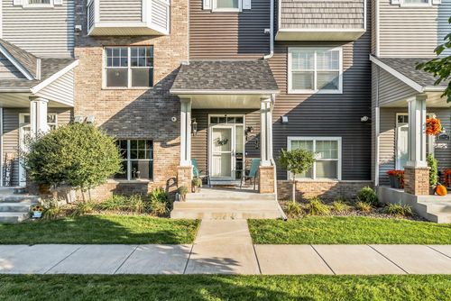 11914 Emery Village Dr N, Champlin, MN, 55316-2491 | Card Image