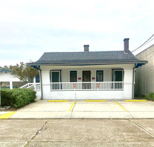 712 Belanger St, Houma, LA, 70360-4406 | Card Image