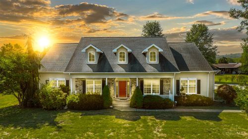 859 Valley Vista Dr, Manchester, OH, 45144-9364 | Card Image