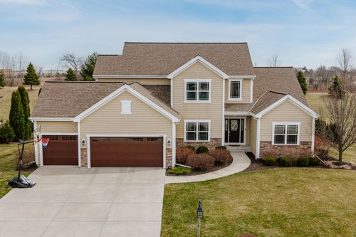 10194 S 34th St, Franklin, WI, 53132-6905 | Card Image