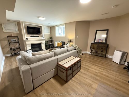 bsmt-115 Anndale Dr, North York, ON, M2N2X3 | Card Image