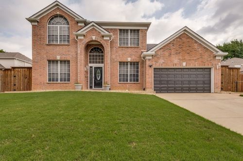 7341 Coventry Cir, North Richland Hills, TX, 76182-6050 | Card Image