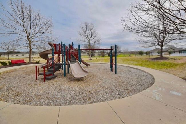 UNIT-5 - 1701 Logan Dr, Townhouse with 3 bedrooms, 2 bathrooms and 4 parking in Round Rock TX | Image 30